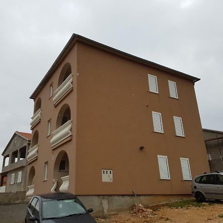 Apartments Mara نوفي فينودولسكي المظهر الخارجي الصورة
