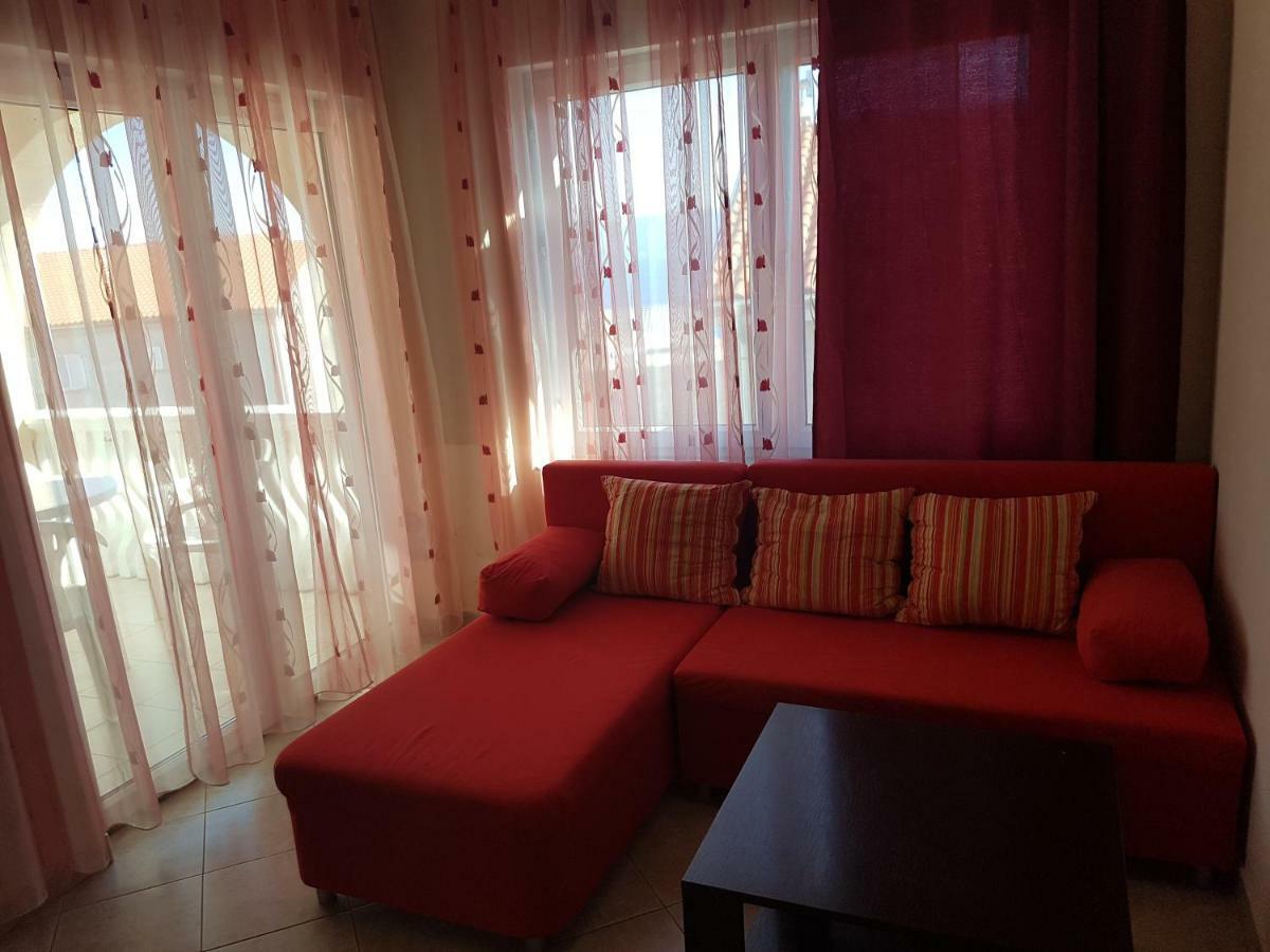 Apartments Mara نوفي فينودولسكي المظهر الخارجي الصورة
